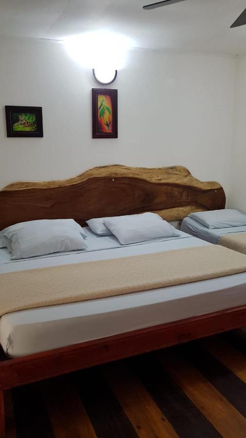 Hotel Bugabutik Puerto Viejo de Talamanca Esterno foto