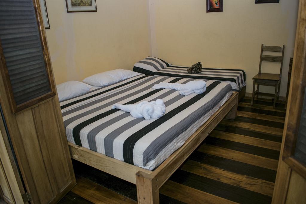 Hotel Bugabutik Puerto Viejo de Talamanca Esterno foto